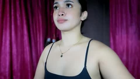 LOVE online show from March 25, 7:09 pm