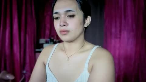 LOVE online show from May 3, 6:14 pm