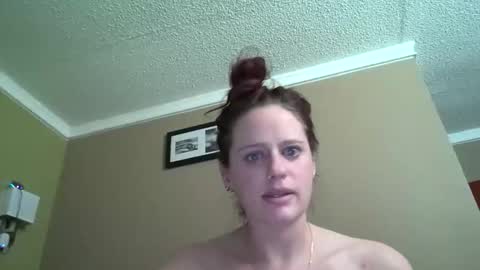 lovely_lemons online show from February 22, 9:13 pm