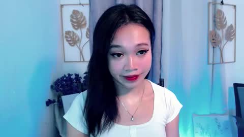 lovely_lianne online show from May 7, 4:51 am