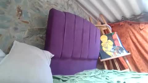 Maya online show from December 21, 3:19 pm