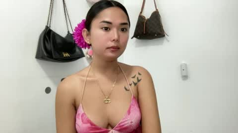 Snapshot of lovely_maria_x chatting on June 11, 3:54 pm Maria online show from June 11, 3:54 pm