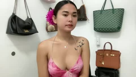 Snapshot of lovely_maria_x chatting on June 28, 4:07 am Maria online show from June 28, 4:07 am