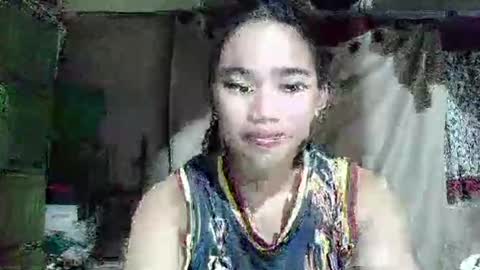 Snapshot of lovely_marie572336 chatting on February 5, 1:27 pm lovely_marie572336 online show from February 5, 1:27 pm