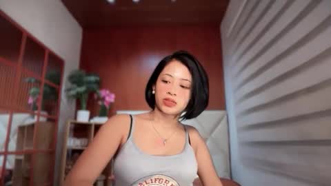  online show from April 29, 5:06 pm