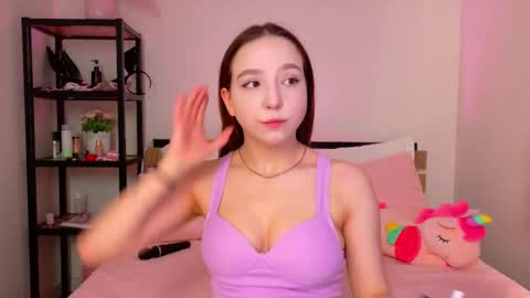 Snapshot of lovely_poppy chatting on October 1, 1:55 am Lolly online show from October 1, 1:55 am