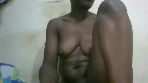 Snapshot of lovely_pusy24 chatting on September 22, 5:15 pm lovely pussy online show from September 22, 5:15 pm