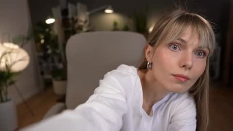 Snapshot of lovely_tammy chatting on May 27, 12:24 pm Very miss youWill be back soon Tammy online show from May 27, 12:24 pm