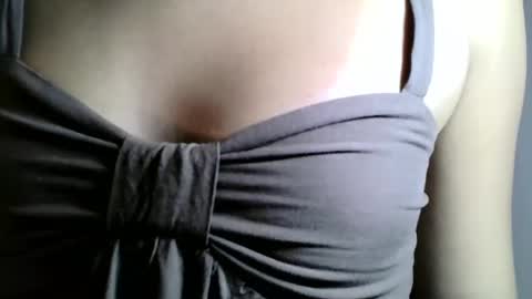 Snapshot of lovely_yvoneslutty chatting on September 16, 2:51 pm lovely_yvoneslutty online show from September 16, 2:51 pm