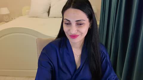Snapshot of lovelybeatricee chatting on July 4, 6:47 pm Beatrice online show from July 4, 6:47 pm