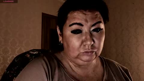 Snapshot of lovelyboobsx chatting on January 18, 9:29 pm Anelana online show from January 18, 9:29 pm