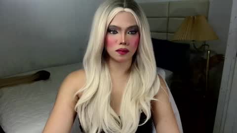 LOVELY CAREL 777 online show from November 9, 8:45 am