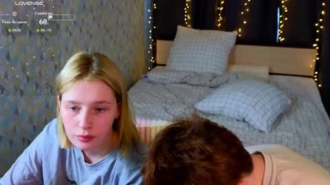 your sweet girls online show from April 25, 1:41 pm