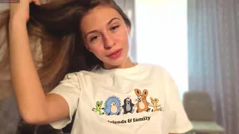 Snapshot of lovelykatea chatting on September 18, 12:51 pm Kate only online show from September 18, 12:51 pm