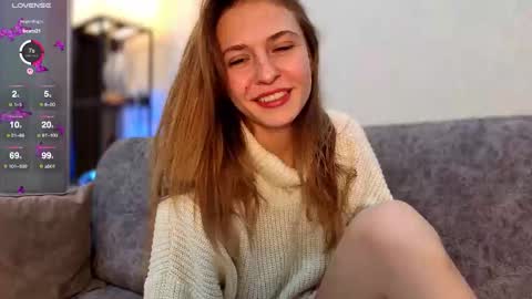 Snapshot of lovelykatea chatting on October 7, 2:25 pm Kate only online show from October 7, 2:25 pm