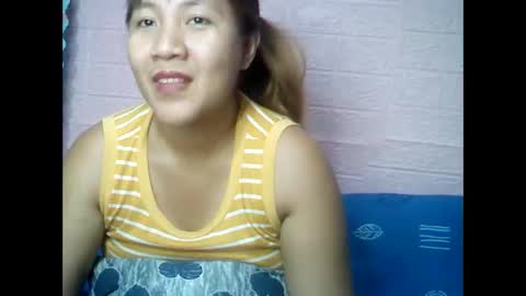 Snapshot of lovelyladylynxxx chatting on March 6, 10:09 am LocwlyLSYlYNXXX online show from March 6, 10:09 am