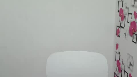 Snapshot of lovelyladylynxxx chatting on July 13, 4:43 pm LocwlyLSYlYNXXX online show from July 13, 4:43 pm