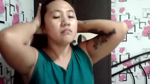 Snapshot of lovelyladylynxxx chatting on August 3, 1:15 am LocwlyLSYlYNXXX online show from August 3, 1:15 am