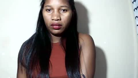 Snapshot of lovelylarra chatting on June 13, 6:39 pm lovelylarra online show from June 13, 6:39 pm