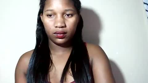 Snapshot of lovelylarra chatting on July 1, 6:40 pm lovelylarra online show from July 1, 6:40 pm
