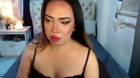 Rebeca online show from December 11, 5:48 pm