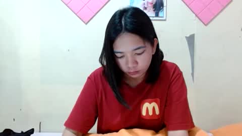 lovelypetitebigcock online show from December 22, 10:01 am