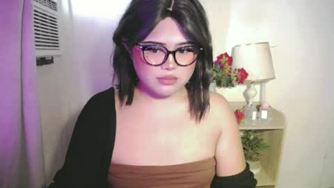 lovely online show from June 24, 4:55 am