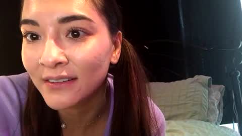 Snapshot of lovelyqueenaria chatting on January 1, 8:37 pm Queen Aria  online show from January 1, 8:37 pm