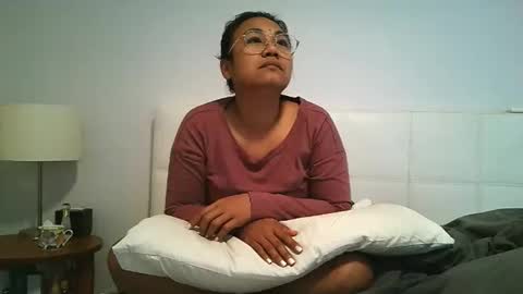 Snapshot of lovelyquey chatting on March 13, 10:38 pm Angelquey online show from March 13, 10:38 pm