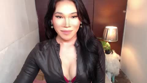 Snapshot of lovelysugar18 chatting on April 11, 11:25 am STWEET LINA online show from April 11, 11:25 am