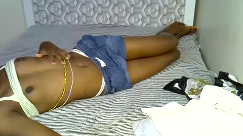 lovelytin online show from October 6, 9:45 pm