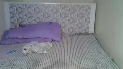 lovelytin online show from January 11, 6:57 pm