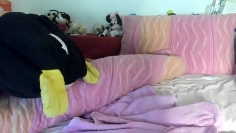 Snapshot of lovelywoman23 chatting on February 8, 6:01 pm lovelywoman23 online show from February 8, 6:01 pm