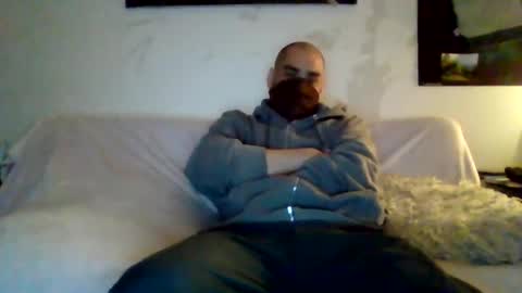 Snapshot of lovepeacedoll chatting on December 6, 11:33 am lovepeacedoll online show from December 6, 11:33 am