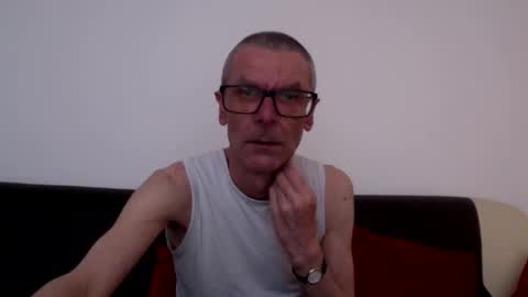 lovepvcearly50s online show from May 2, 4:56 pm