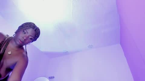 Snapshot of lovequeen02 chatting on March 12, 2:45 pm L O V E online show from March 12, 2:45 pm