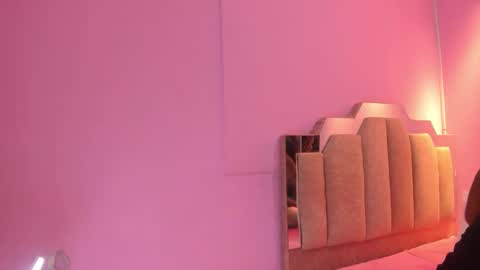 Snapshot of lovequeen02 chatting on October 11, 11:31 am L O V E online show from October 11, 11:31 am