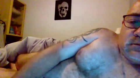 Snapshot of lover010983 chatting on September 13, 4:56 am lover010983 online show from September 13, 4:56 am