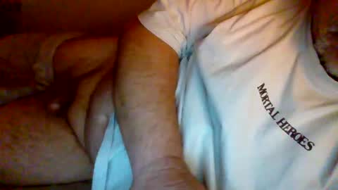 Snapshot of lover010983 chatting on January 9, 6:38 am lover010983 online show from January 9, 6:38 am