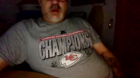 Snapshot of lover010983 chatting on February 11, 7:02 am lover010983 online show from February 11, 7:02 am