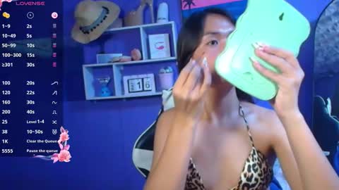JANE loves you online show from May 16, 10:58 am