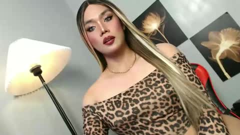 lovers moon22 online show from January 15, 12:43 pm