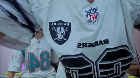 Snapshot of loversinfire chatting on October 27, 7:12 am sofia and bryan online show from October 27, 7:12 am