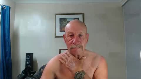 Lovesblackazz online show from December 19, 10:13 am