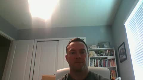 lovethewomen10 online show from December 19, 7:29 pm