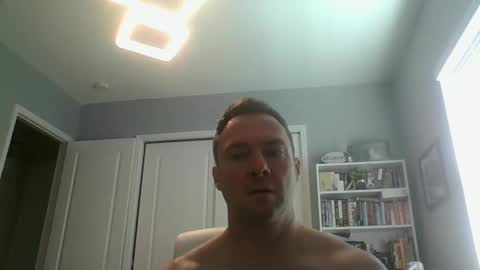 lovethewomen10 online show from March 3, 4:14 pm