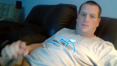 lovetocum37 online show from December 18, 5:46 am