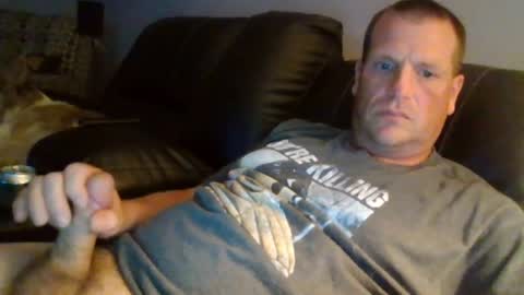 Snapshot of lovetocum37 chatting on June 2, 1:18 am lovetocum37 online show from June 2, 1:18 am