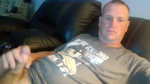Snapshot of lovetocum37 chatting on July 22, 2:14 am lovetocum37 online show from July 22, 2:14 am
