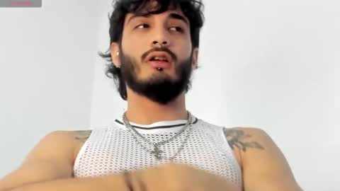 lovexjuxn77 online show from February 19, 8:49 pm